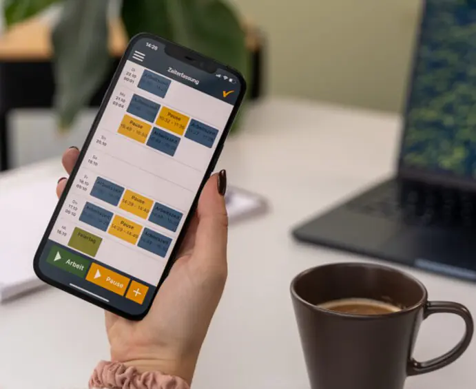Handy-Zeiterfassung-Hoch-1.-Wahl-720x1080.jpg