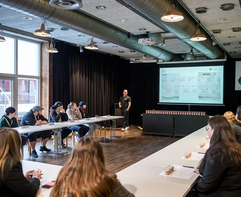 12007-2025-03-25 -  - © Michael Huwiler (foto-huwi.ch).jpg_compressed.JPEG