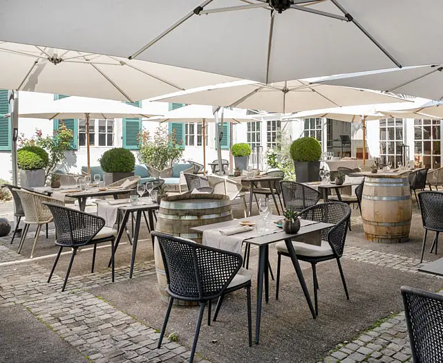 terrassemoebel-gartenmoebel-attisholz-riedholz-700x525px.jpg